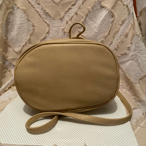 David Jones Bucket Bag - Picture 4 of 7